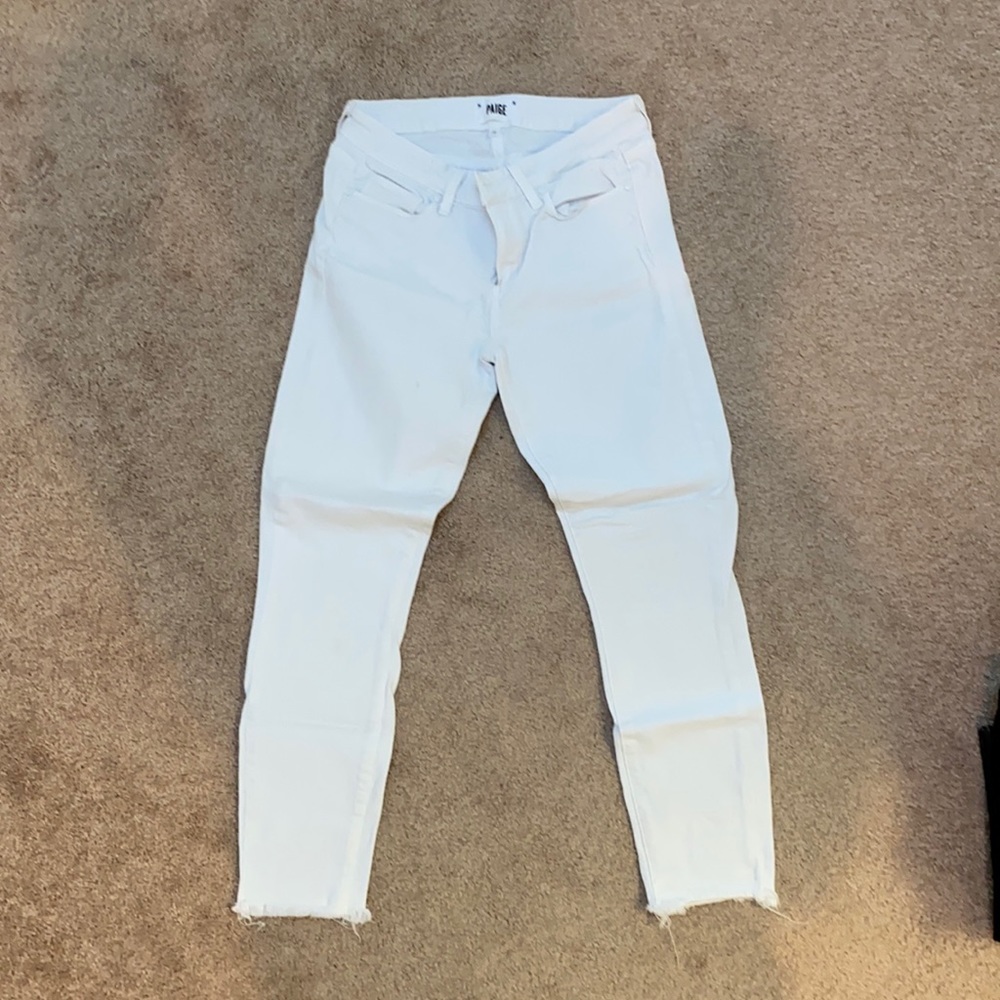 White skinny jeans